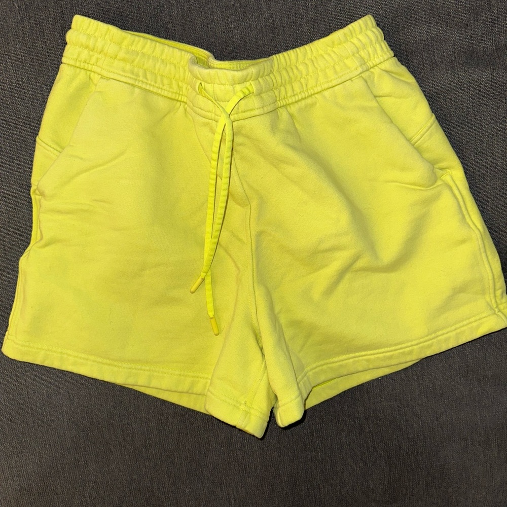 Lululemon scuba shorts